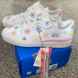 Brand new Adidas Forum Low pride